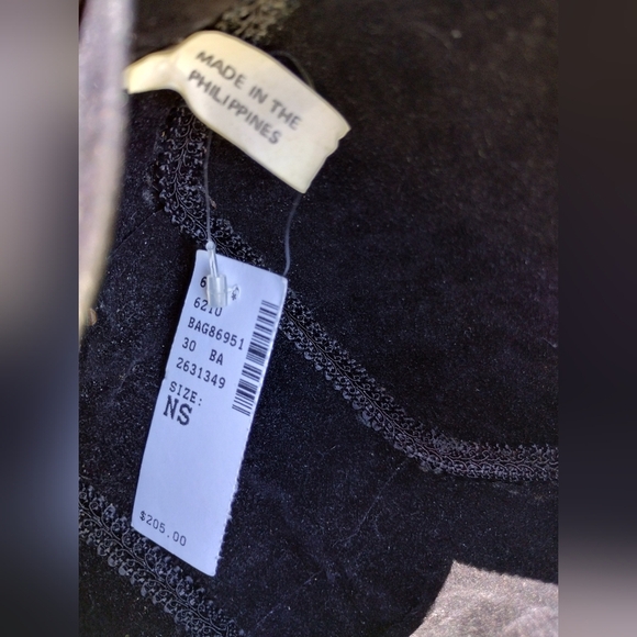 NWT Beaded Green Forest Crossbody LESTER MELNICK inventory! - Picture 8 of 16